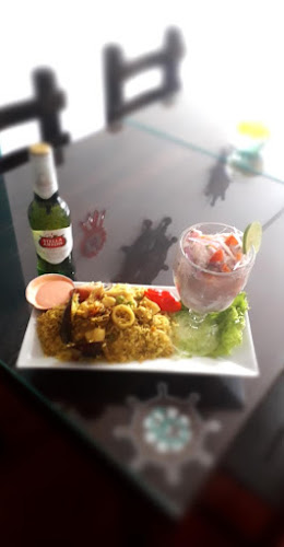 Restaurant-Cevichería Puerto "Lin Ball"