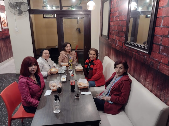 Opinii despre DonPacho Sangucheria în Chiclayo - Gastronomía y hostelería