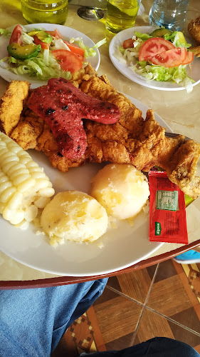 De Carbón Pollería