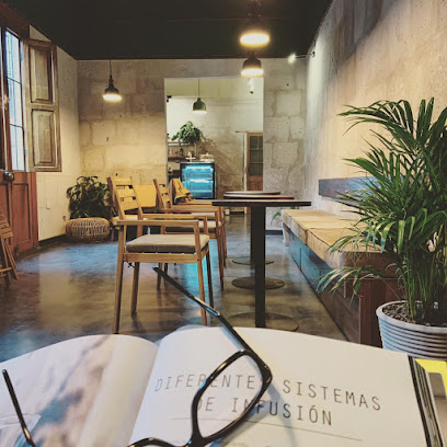 BLACK BEAR AREQUIPA COFFEE SHOP