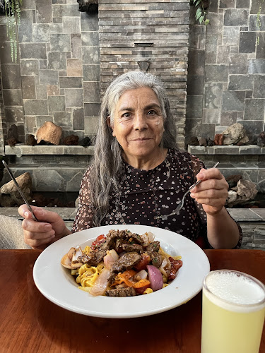 Santiago's Restaurant - Tacna