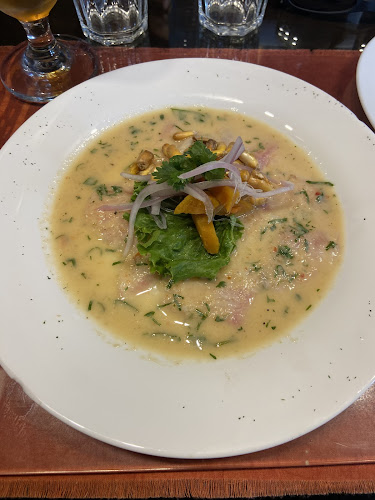 Opinii despre Mezze Restaurant în Miraflores - Gastronomía y hostelería