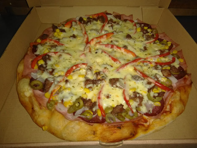 Pizzeria Family Vega - Lima