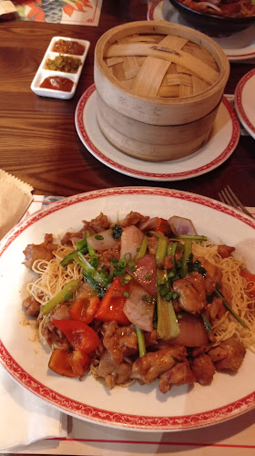 Comentarii opinii despre Madam Tusan