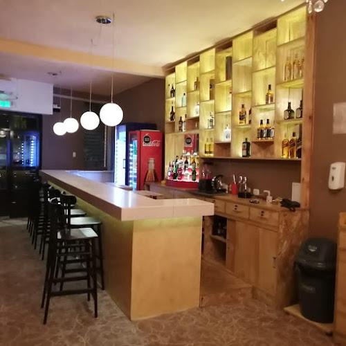 Opinii despre Al Cementerio în Piura - Gastronomía y hostelería