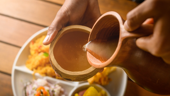 EL CANTARITO Y PUNTO - Moyobamba