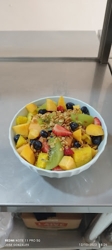 FUENTE DE SODA JUGUERIA "TU CHINITA" - Lima