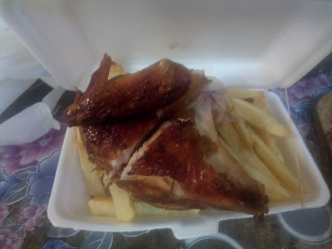 Comentarii opinii despre Restaurant Polleria El Crujiente