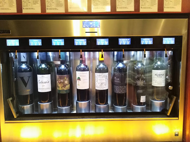 SATO Kitchen Atelier & Wine Boutique - San Isidro