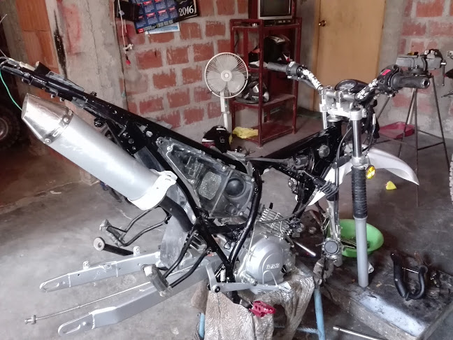 Comentarii opinii despre Ramadita Flores