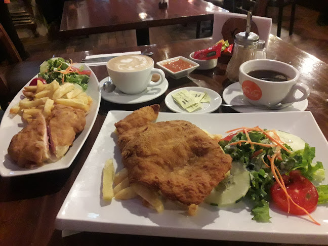 Restaurant & Bar "INO"