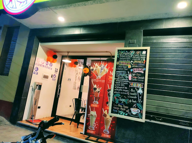 Opinii despre Old Coffee Pakamuros în Jaén - Gastronomía y hostelería