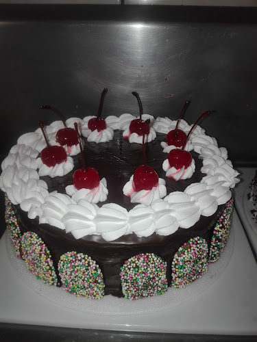 Panaderia La Casita - Los Olivos