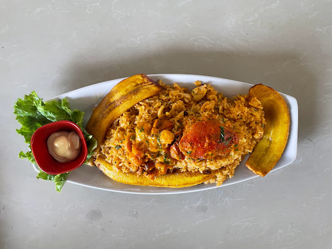 Coliseo de gallos Santa Rosa - San Ignacio