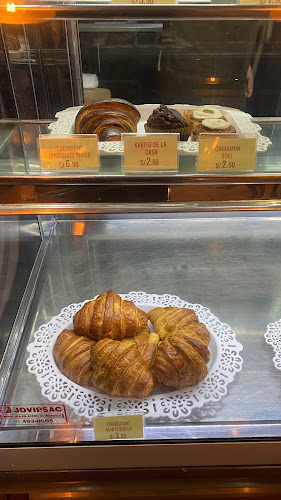 Amaretto Panadería Heladería Pastelería - Gastronomía y hostelería