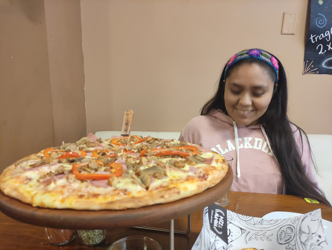 Pizza Magna - Lurigancho