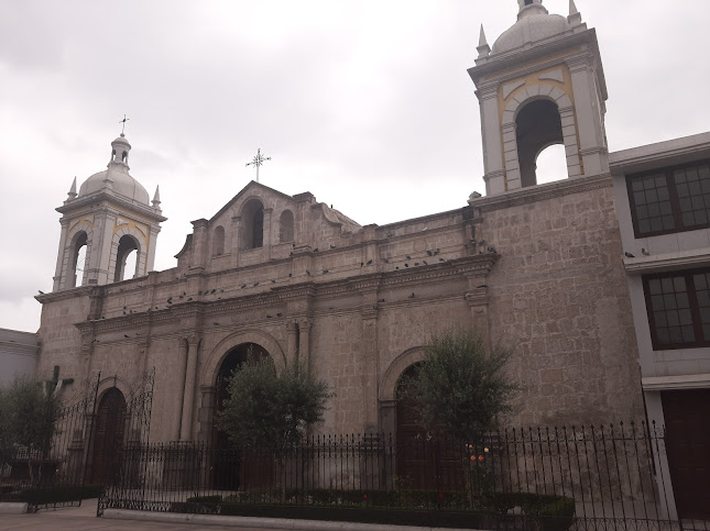 Mercado San Antonio - Arequipa