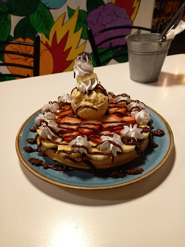 Comentarii opinii despre LA METALURGICA