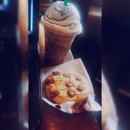 VXX2+363, Mall Aventura Plaza, Av América Oeste, Trujillo