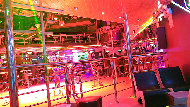 Discoteca Xtasis Mega Disco