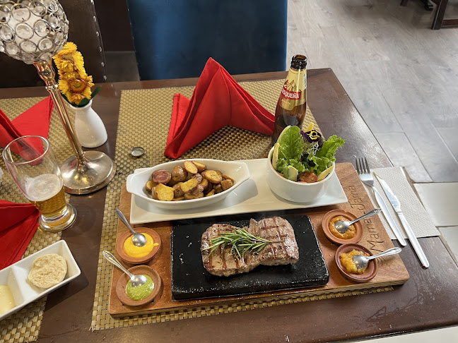 Av. Pardo Paseo de los Héroes, Cusco 08002