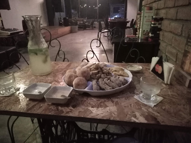 Rompecabezas Lounge Bar - Amarilis