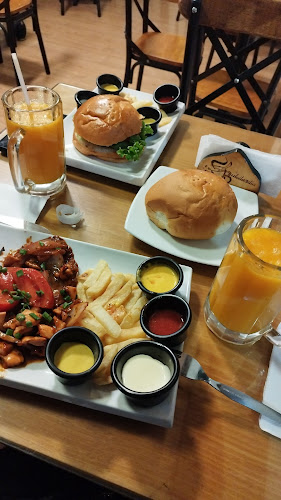 Dulcilandia - Gastronomía y hostelería