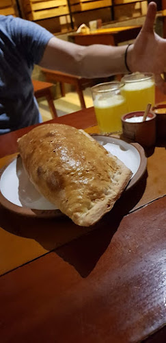 C. Colón 103-C, Arequipa 04000