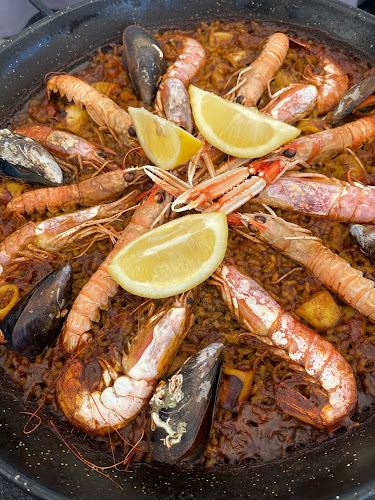 Qué Rico Restaurante Playa de San Juan - Gastronomía y hostelería