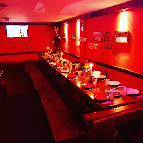 Tucandelas Pizzeria Cafe Bar