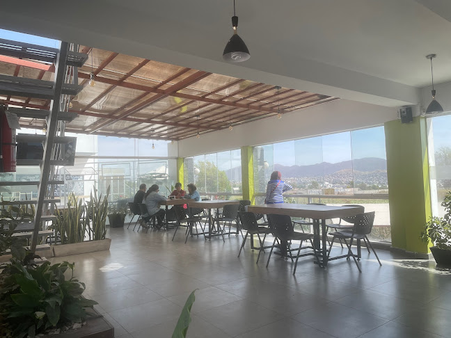 Opinii despre Orillas Cevicheria Criolla în Cercado de Arequipa - Gastronomía y hostelería