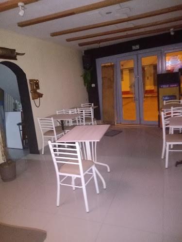 EL RUEDO Restobar heladeria - Ayacucho