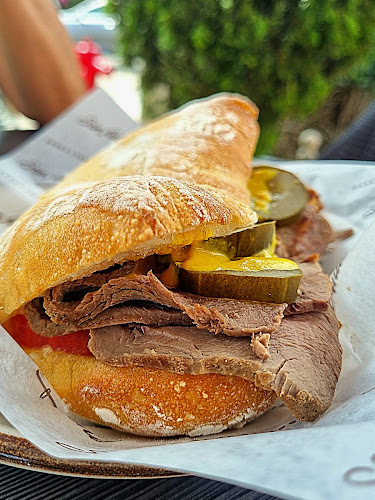 Pastelería San Antonio - Angamos - Gastronomía y hostelería
