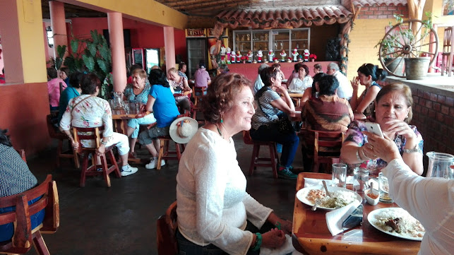Restaurant y Coliseo Julia Esther - Nasca