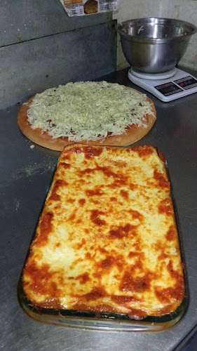 Opinii despre Pizzas y Pastas El Maleño în Chilca - Gastronomía y hostelería