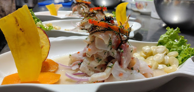 MISKI MIKUNA RESTO BAR