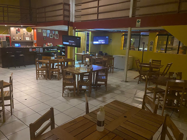 Entre Lomos & Costillas