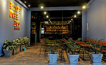 Rompecabezas Lounge Bar