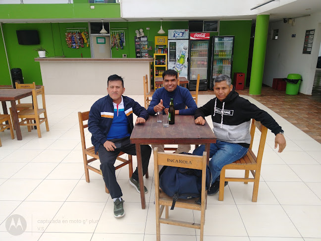 Villa Deportiva Los Delfines - Gastronomía y hostelería