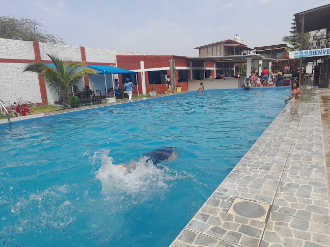 Bungalows del tio sam - Gastronomía y hostelería