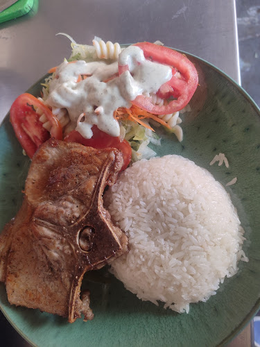 Comentarii opinii despre Restaurant Polleria El Crujiente