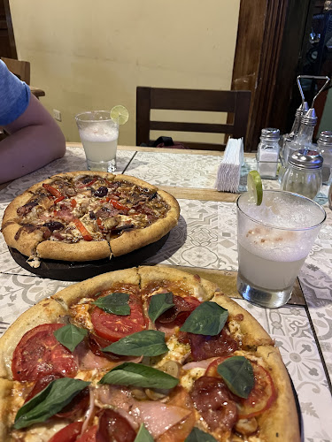 Malecón José Picasso Peratta #154 Huacachina Ica Al costado de la biblioteca, Huacachina 11000