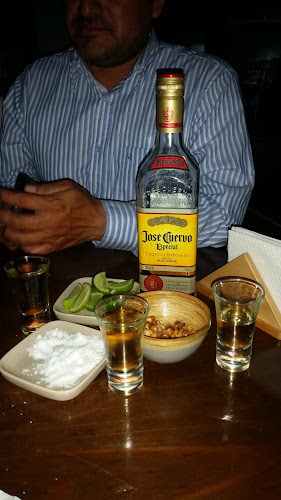 Opinii despre Wachaque Gastrobar în Víctor Larco Herrera - Gastronomía y hostelería