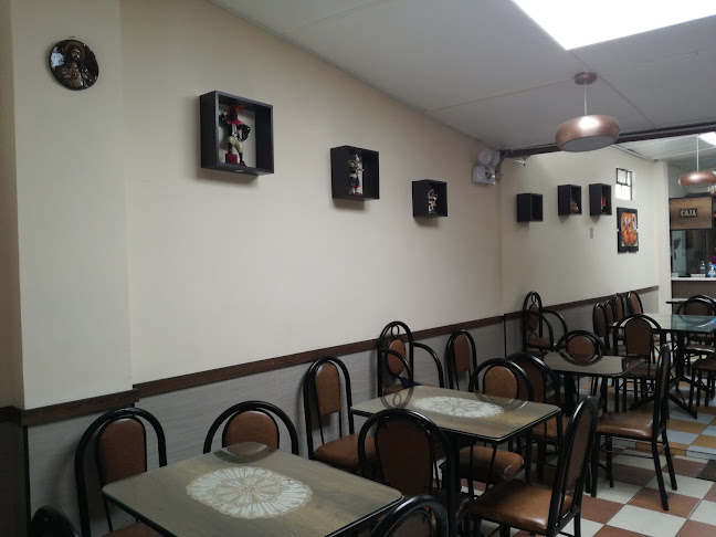 Casa de los Caldos Acuario - Huancayo