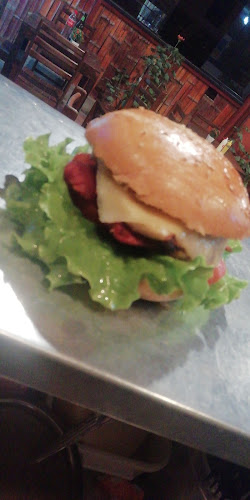 Opinii despre Restaurante Huella Querulpeña în Lamas - Gastronomía y hostelería