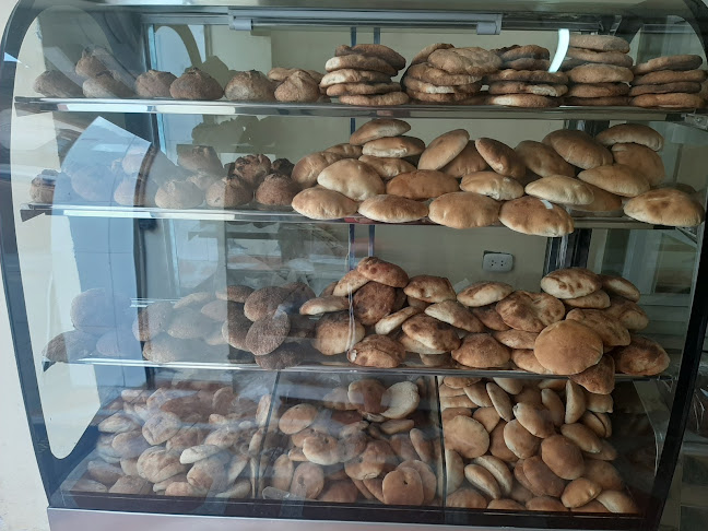 Panadería y Pastelería Renzo's - Gastronomía y hostelería