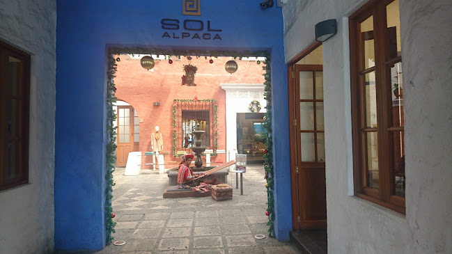 Santa Catalina 120, Arequipa 04001