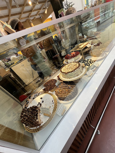 Opinii despre Milan Pastelería în Callao - Gastronomía y hostelería