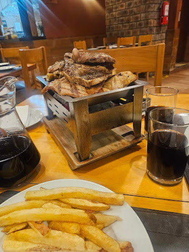 Opinii despre LongHorn Grill & Drinks - Cajamarca în Cajamarca - Gastronomía y hostelería