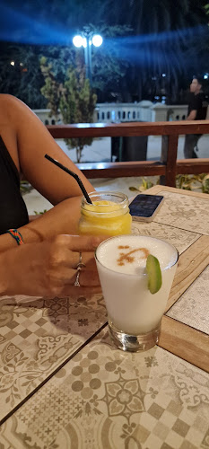 Wild Olive Trattoria & Guest House - Gastronomía y hostelería